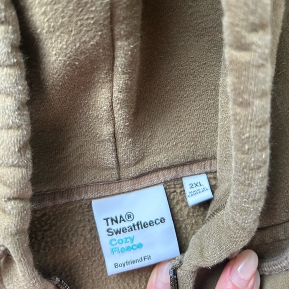 TNA Sweat Set Shorts and Zip Up - Picture 6 of 6